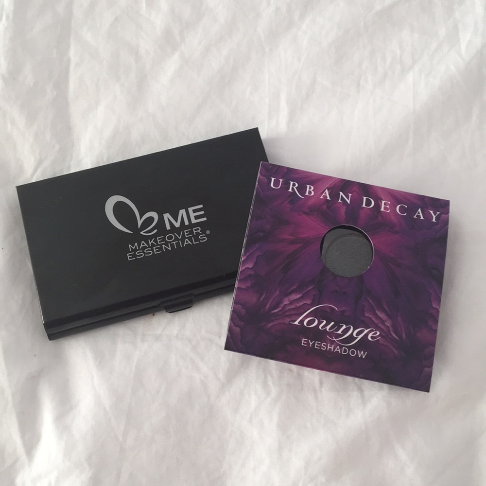 Eye shadow compact and Urban Decay eyeshadow